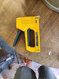 Dewalt Compact Staple Gun