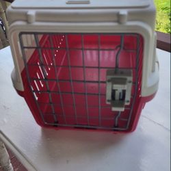 Small Animal Carrier Good Condition $8 Firm