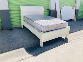 Full Bed
