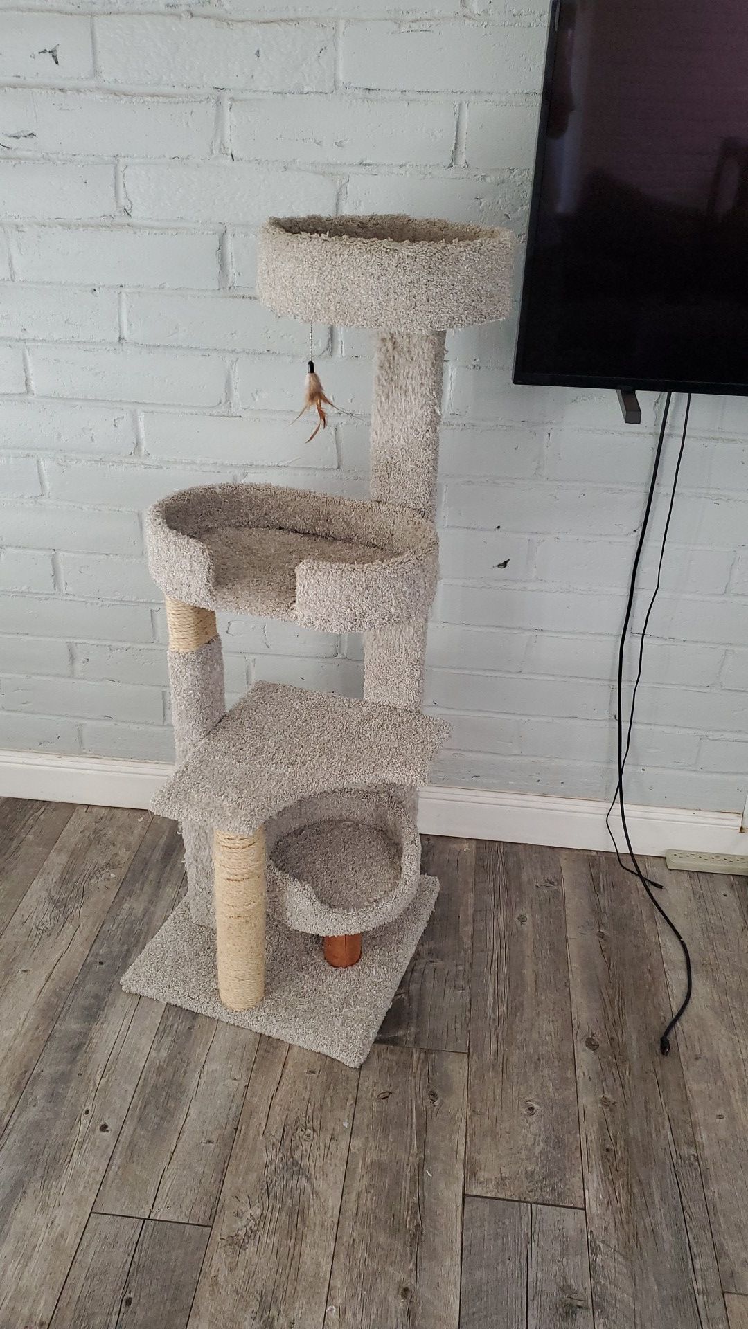 Cat tower 5ft