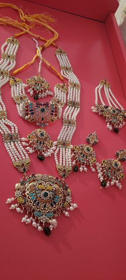 Bridal Jewelry Set/5 Pcs /bridesmaids/Bridal Shower 