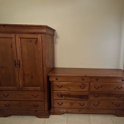 Rustic Wood King Bedroom Set