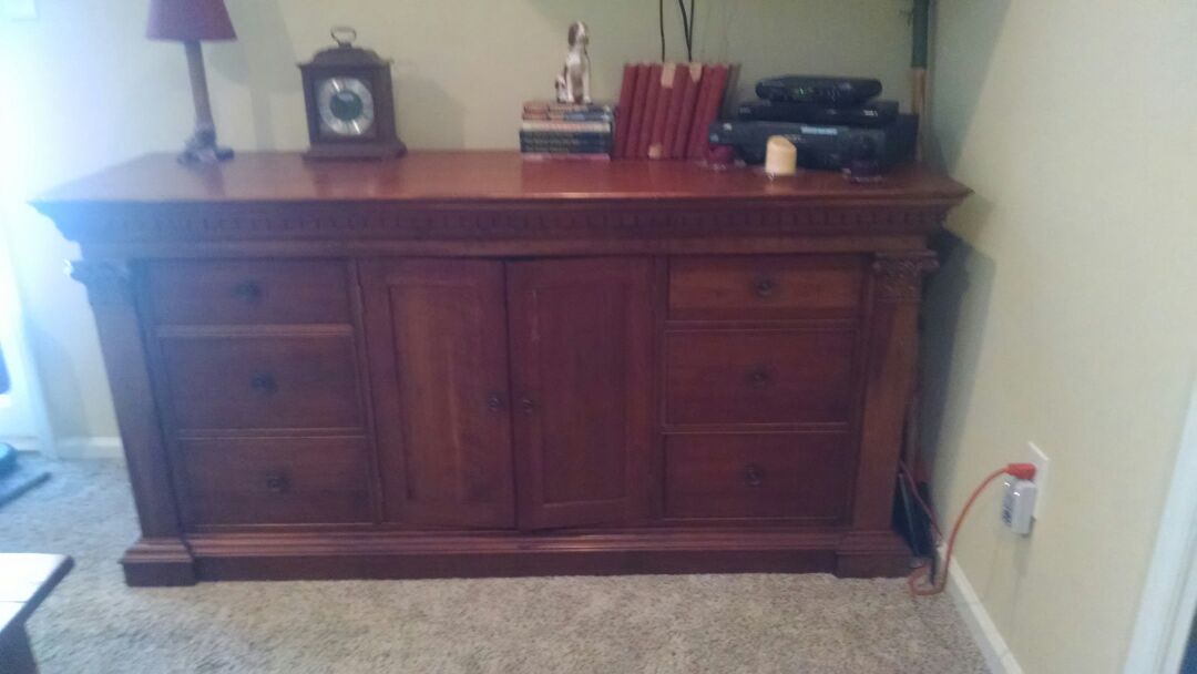 Pennsylvania House- Bill Blass Collection Buffet