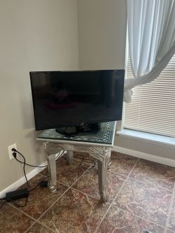 2014 LG TV 32 inch