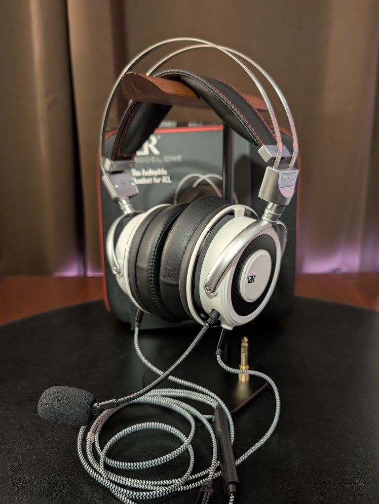 VZR Model One Gaming Headphones With Mic