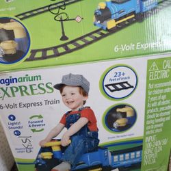 Imaginarium Express 6 Volt Express Train 