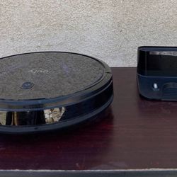 EUFY ROBOT VACUUM