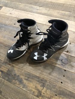 Under Armour Youth Cleats 3.5