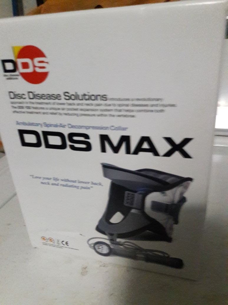 DDS MAX Ambulatory Spinal-Air Decompression Collar.