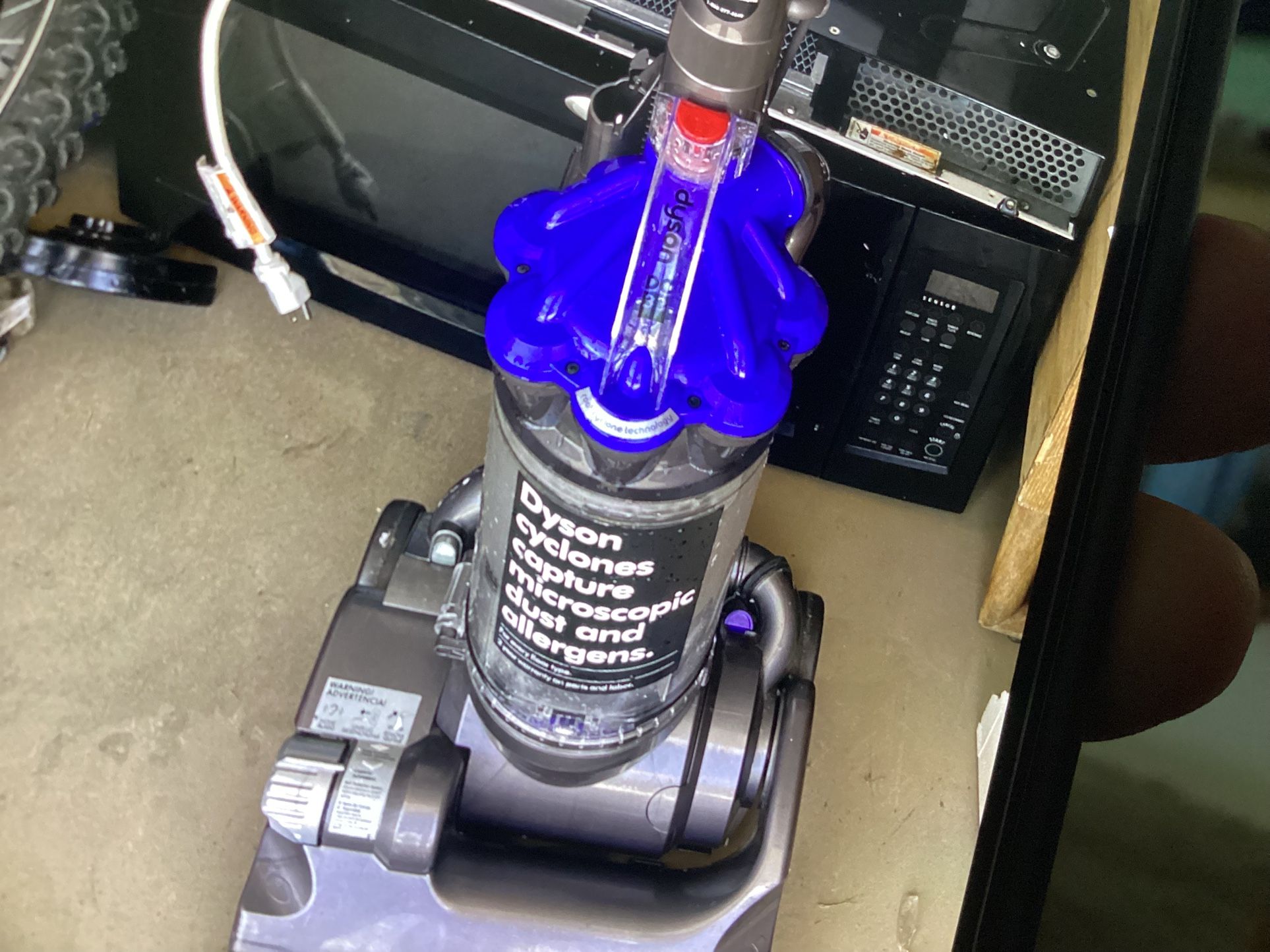 Dyson Cyclone Vacuum In Good Condition Reduced $75. Obo Today
