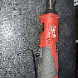 3/8 Rachet Milwaukee 