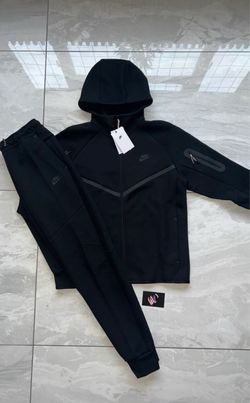 Black Nike Tech Set-Read Description