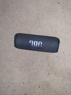 Brand new JBL FLIP 6