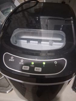 ICE MAKER MAGIC CHEF