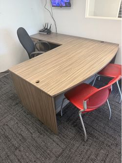 Four Modern office desks. Can be sold together or separate.