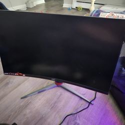 Mid Level Gaming Pc PLUS 32inch 244hz Gaming Monitor
