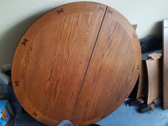 Solid wood table top with leaf