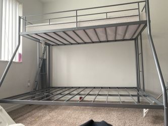 Bunk bed