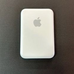 iPhone mag safe charger