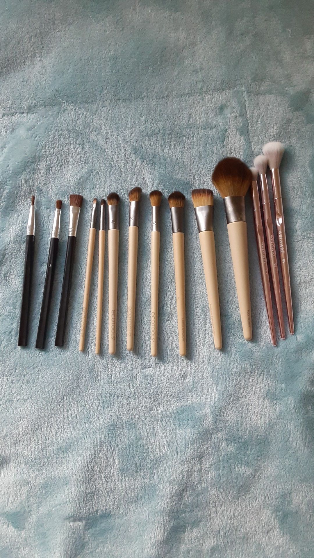 Makeup brushes