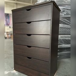 5 Drawer Dresser