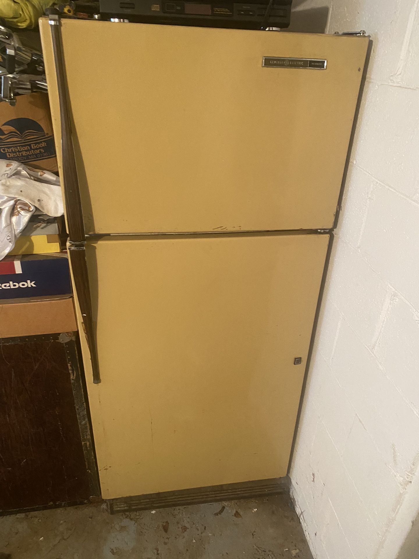 Refrigerator