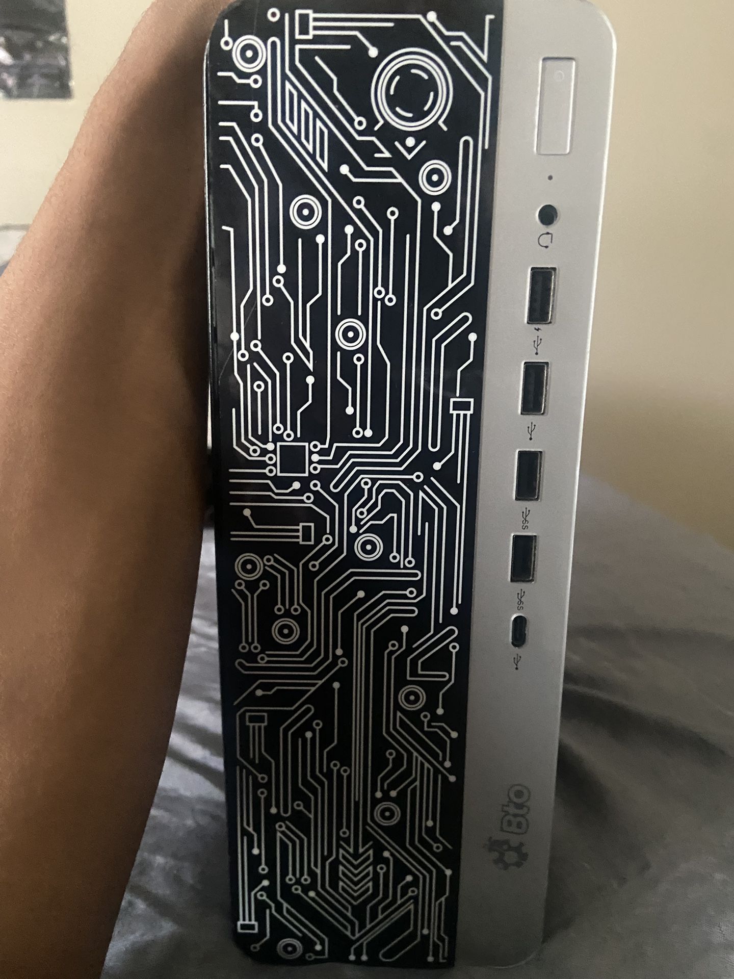 pc with 60hz monitor