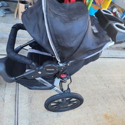 Kolcraft Sprint 3 Wheels Stroller 