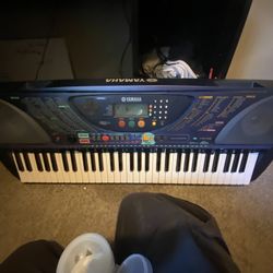 Yamaha Keyboard 