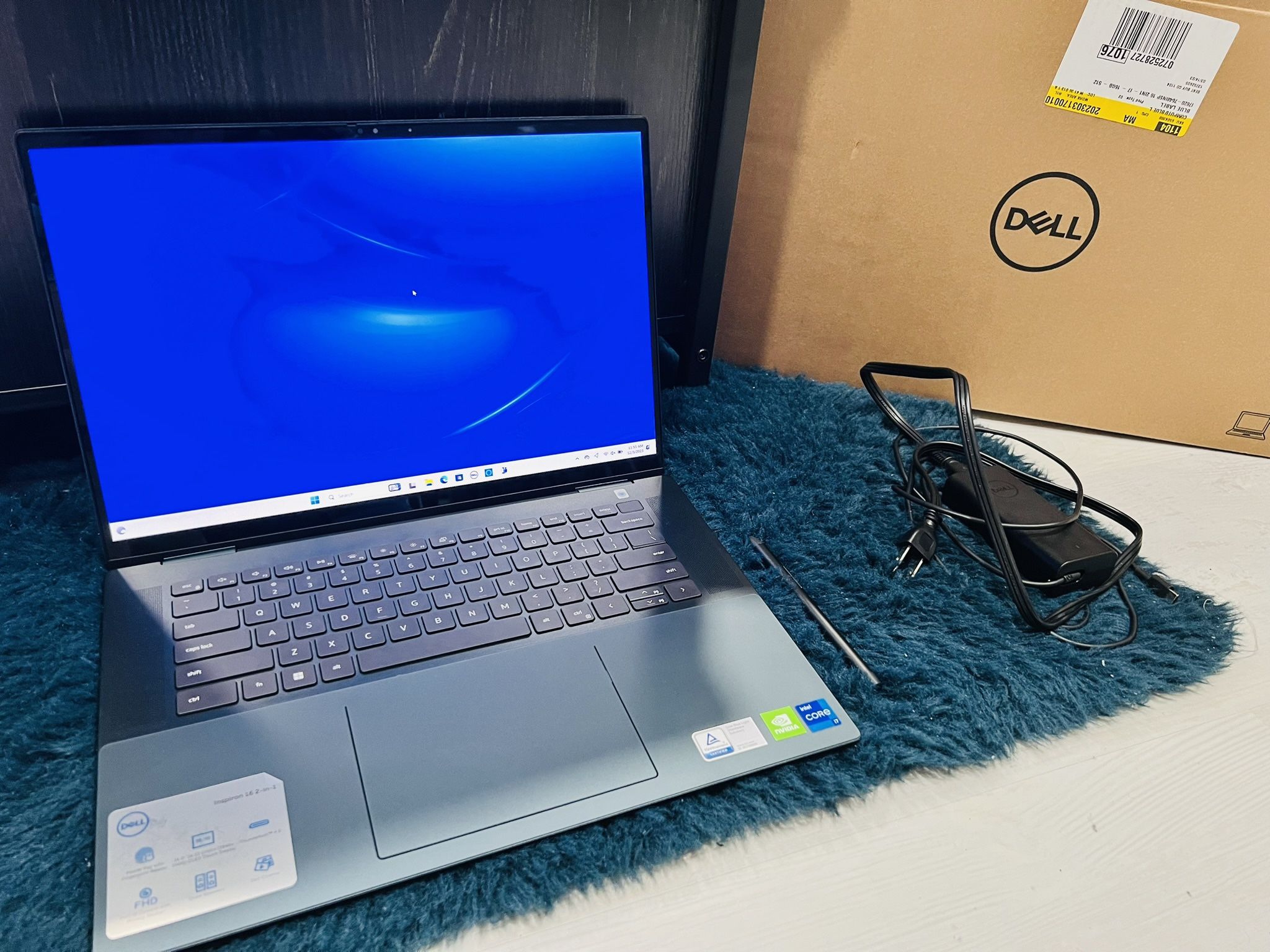 Dell - Inspiron 2-in-1 16" OLED Touch Laptop