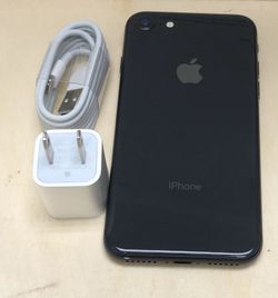 iPhone 8 64GB Factory Unlocked-Space Grey