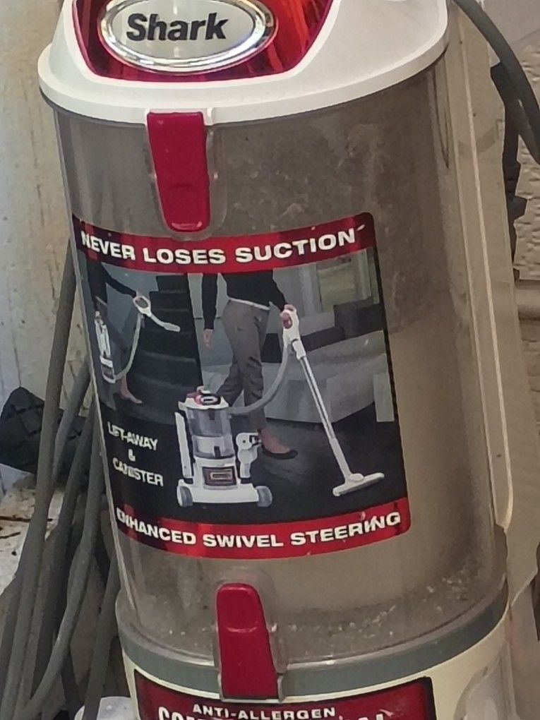 Shark Vacuum For Parts, Good Motor.. Marietta 