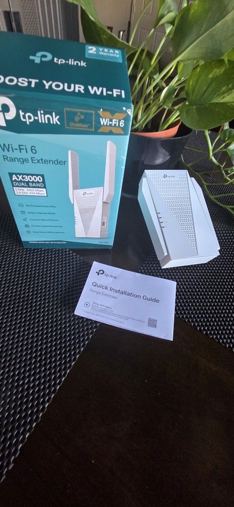 TP Link WiFi Extender RE715X