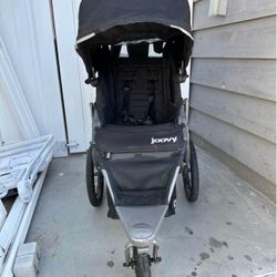 JOOVY ZOOM 360 ULTRALIGHT STROLLER