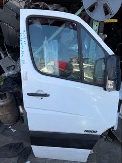 Front right door for 2013 Mercedes Benz Sprinter 3500 front door