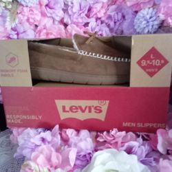 Levi's Slippers 