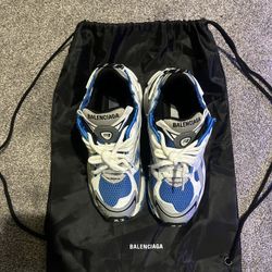 balenciaga runners