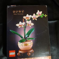 NEW LEGO Botanicals building set: mini orchid
