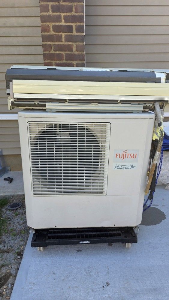 AC HVAC Unit