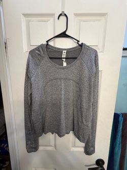 Lululemon Cropped top
