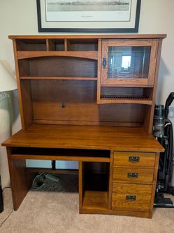 Tradewins Mission Style  Solid Oak Computer Desk & Hutch