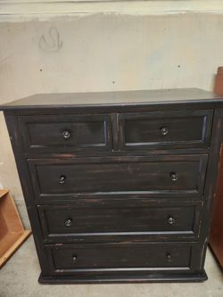 Black dresser