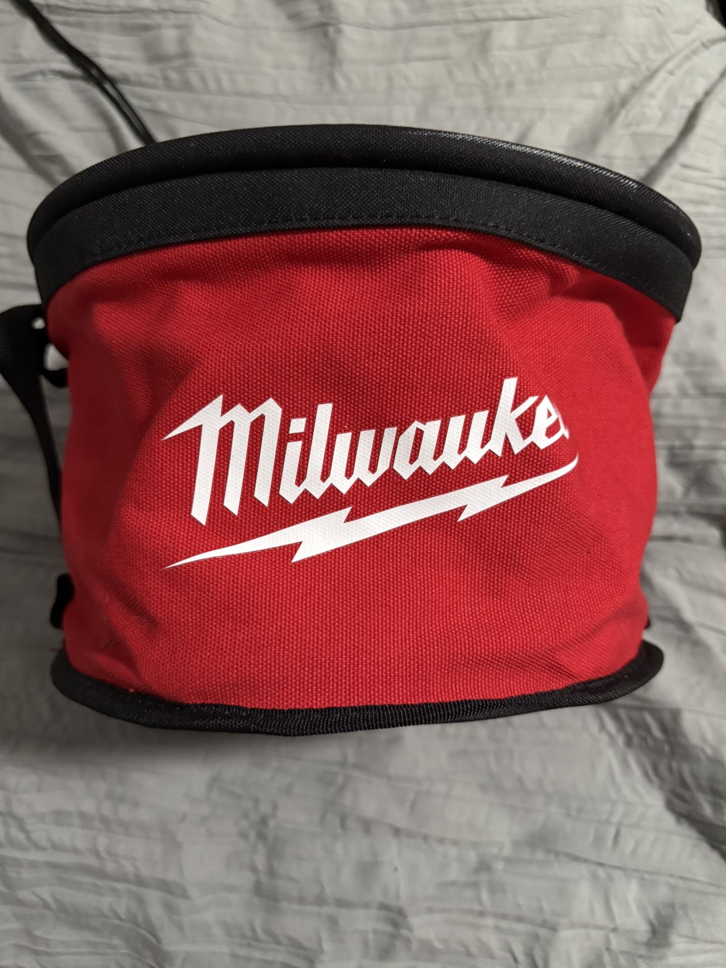 Milwaukee Jobsite Bucket Organizer – 5 Compartment Tote