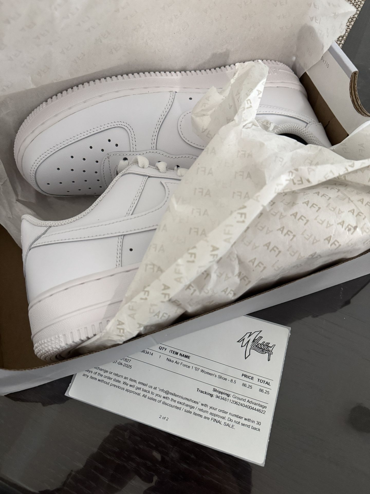 Nike Women's Air Force 1, Size