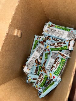 Trails mix chewy bars