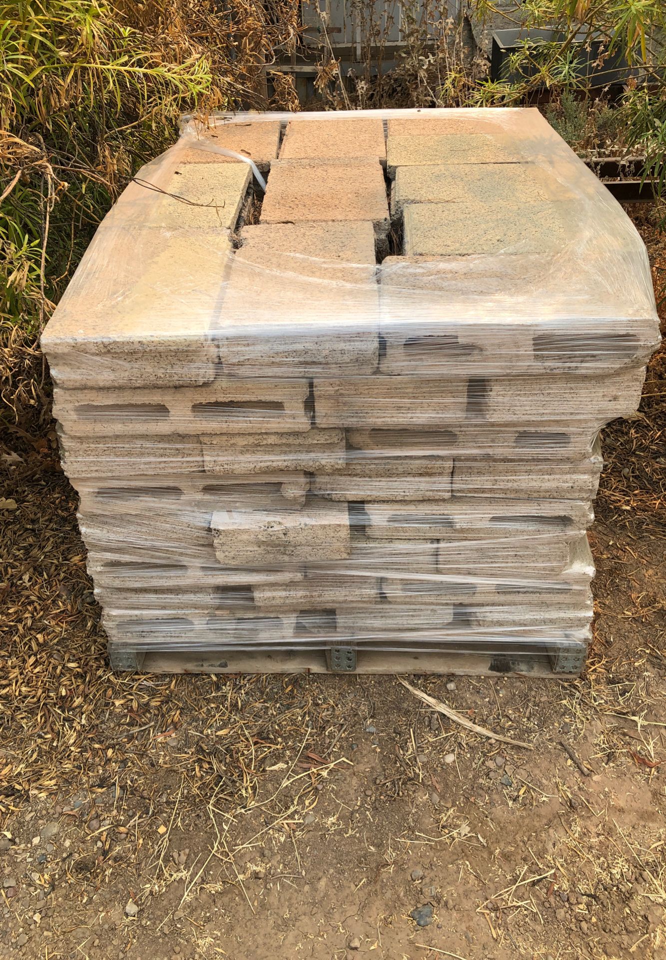 4x10x16 fence block old type