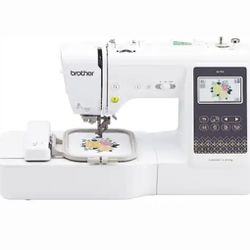Brother SE700 Sewing & Embroidery Machine with 4" x 4" Embroidery Area 