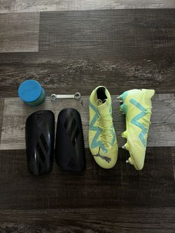 Puma Men's Future Ultimate FG/AG metallic greeb - Size 5.5