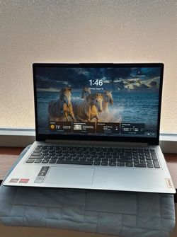 Lenovo IdeaPad 1 Slim (15”,7)