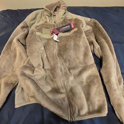 Brand New Tan Fleece - Medium Regular 